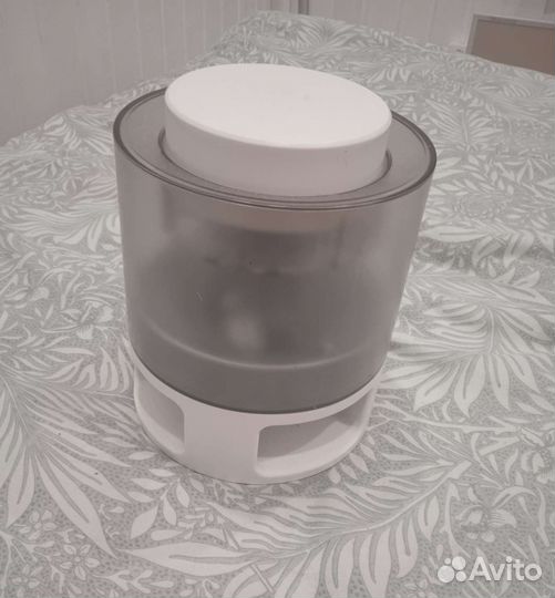 Кормушка для животных