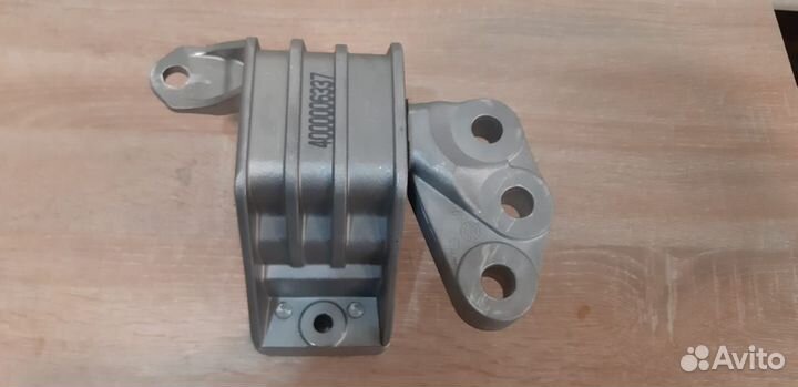 Подушка двигателя правая Opel Vectra C (2002-2009)