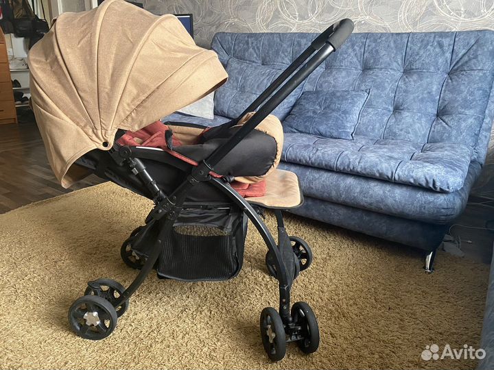 Прогулочная коляска