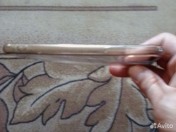 Чехол на смартфон