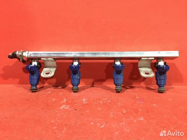 Форсунка топливная Kia Venga хетчбэк G4FC 1.6L