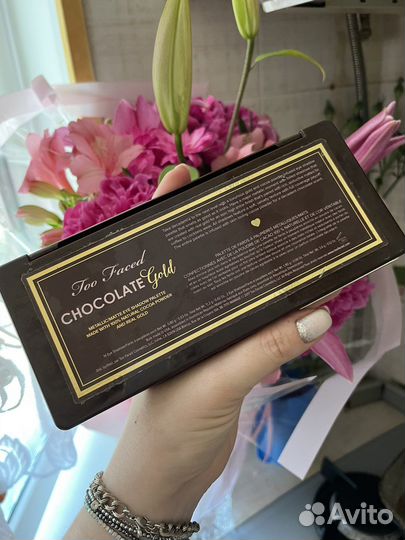 Палетка теней too faced chocolate bar