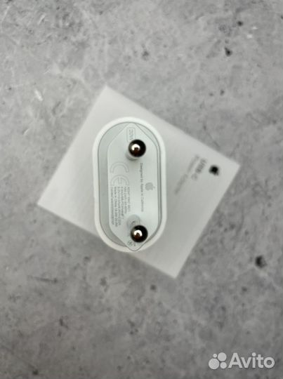 Адаптер питания apple usb c мощностью 20Вт+кабель