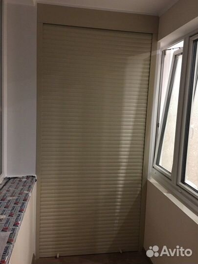 Шкаф с рольставнями на балкон на заказ с гарантией