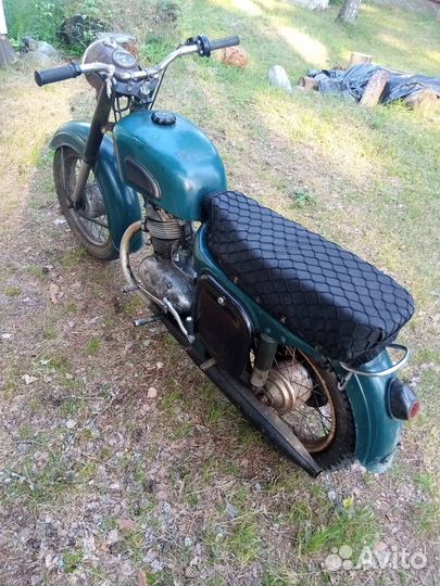 Продам мотоцикл Ковровец