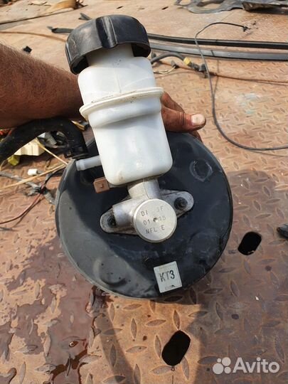 Hyundai Sonata NF вакуумник в сборе