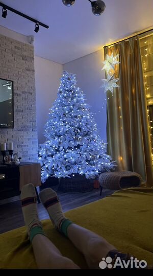 Елка искусственная заснеженная 220