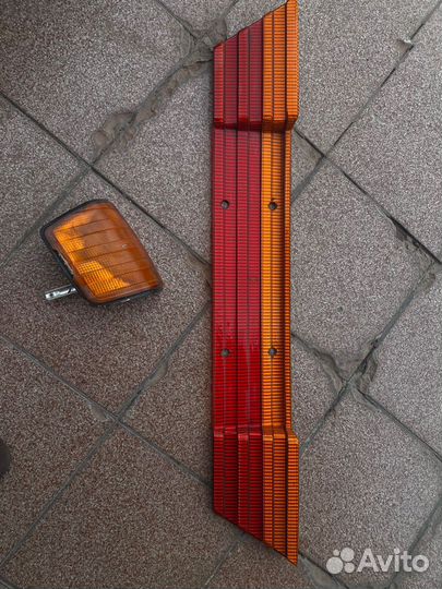 Фара на мерседес и накладка