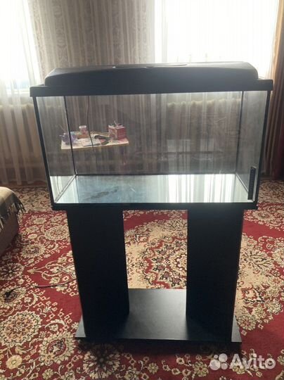Аквариум с тумбой на 130 литров