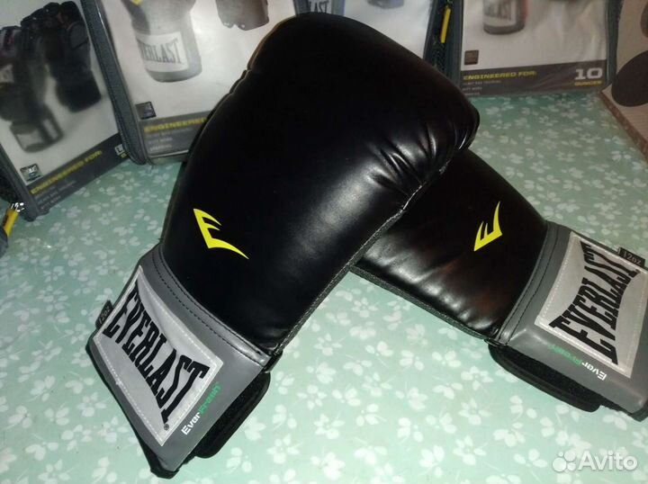 Новые Боксерские перчатки Everlast