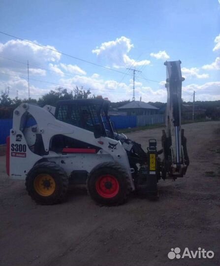 Услуги экскаватора-погрузчика bobcat S300