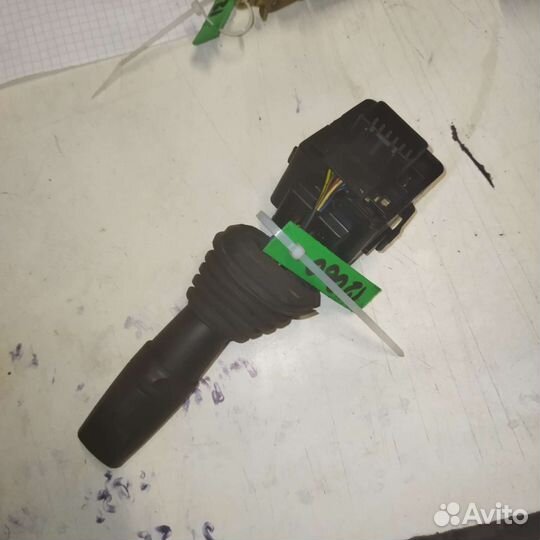 Подрулевой переключатель Chevrolet Captiva