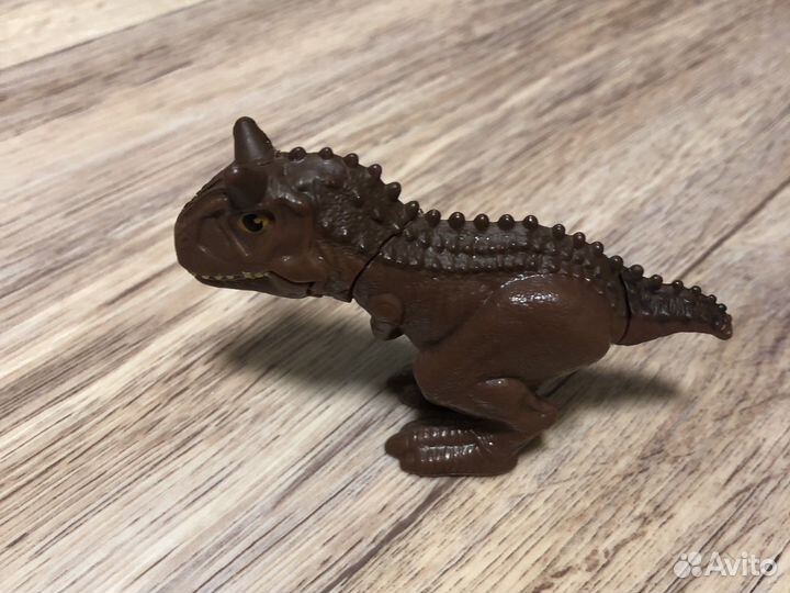 Динозавры из макдональдса