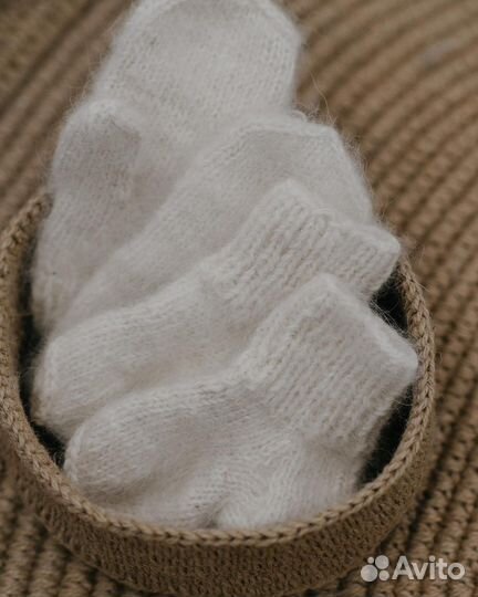 Варежки и носки из собачьей шерсти