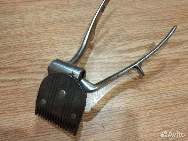 Машинка для стрижки.ручная