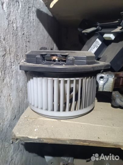 Моторчик печки Nissan Murano 50