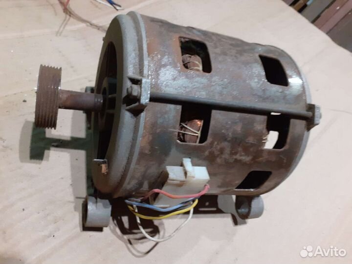 Двигататель стиральной машины