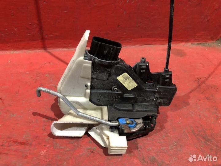 Kia Rio 4 замок двери передней правой 2017-2022