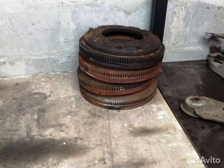 Гольф 2, 3 маховик