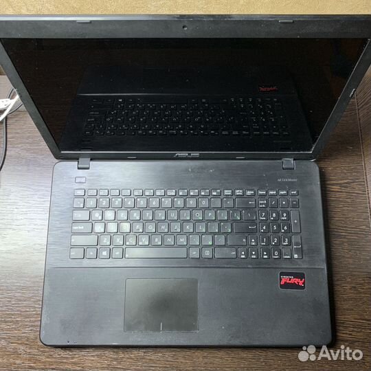 Ноутбук asus X751L