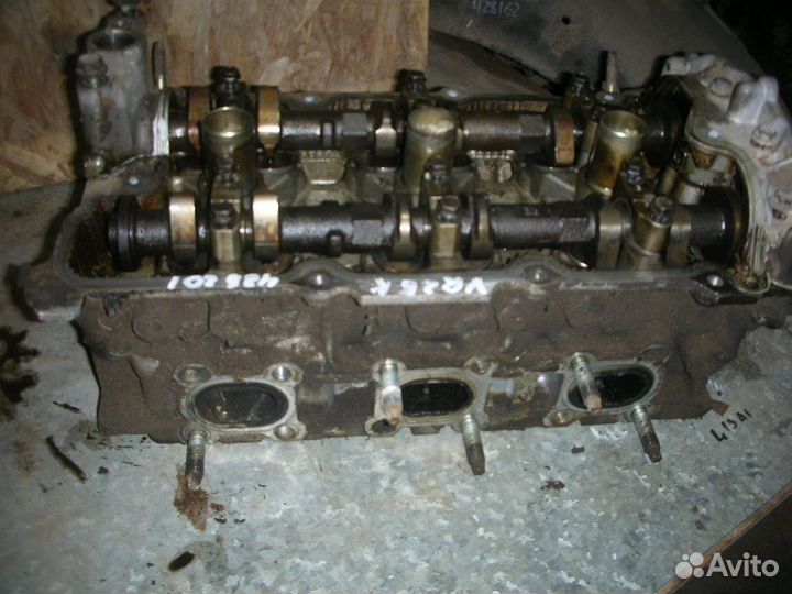 Головка блока Nissan Skyline (06.2001 - 10.2004)