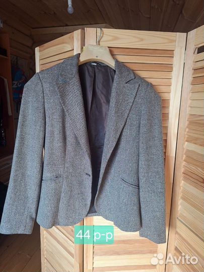 Женская одежда и обувь