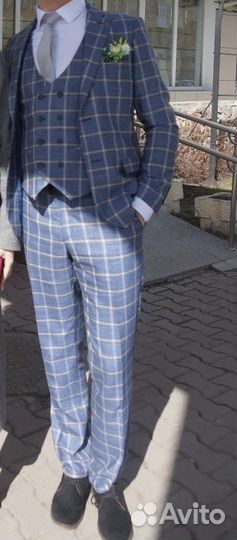 Костюм брючный