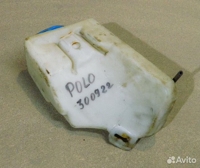 Бачок омывателя VW Polo 3