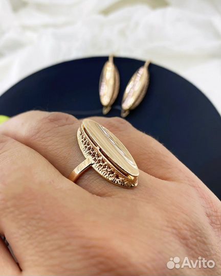 Классический комплект из золота 585 пробы