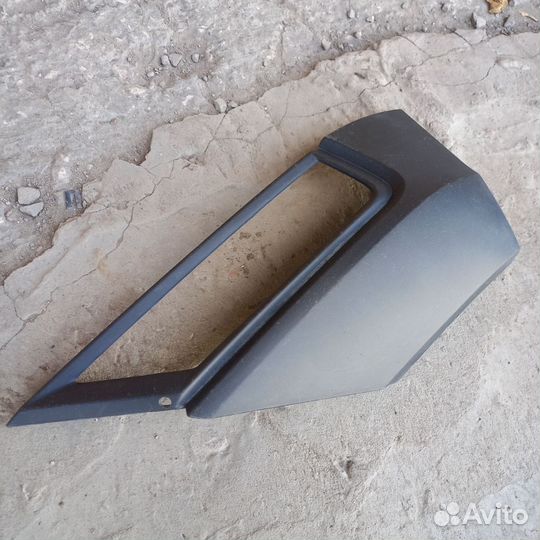 Накладка бампера передняя левая Volkswagen Tiguan