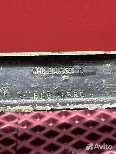 Кронштейн топливного бака Audi A8 D4 cdda 2012