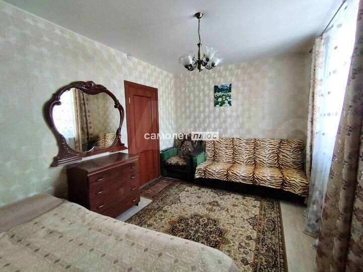 4-к. квартира, 79,7 м², 1/2 эт.