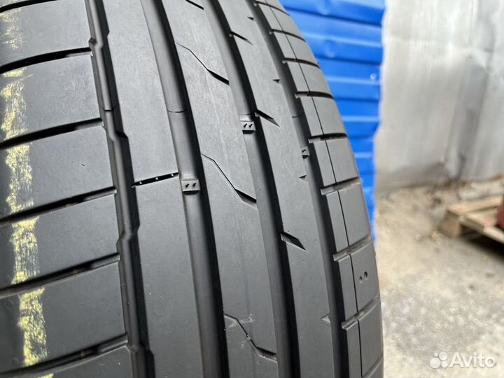 Hankook Ventus S1 Evo 3 K127 235/60 R18 103T