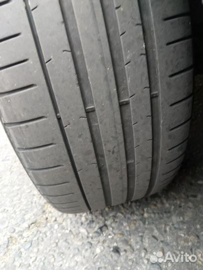 Pirelli P Zero 245/40 R19