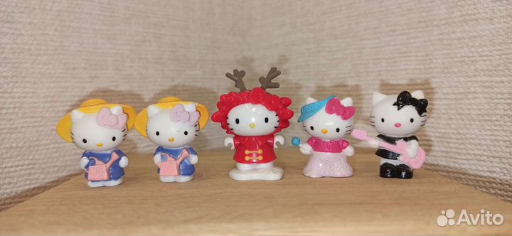 Фигурки Hello Kitty