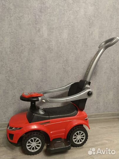 Машинка каталка толокар с ручкой
