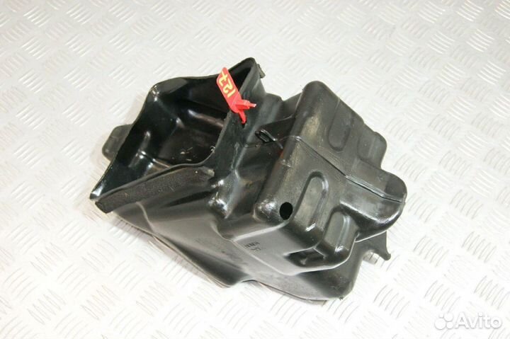 Пластик внутренний Honda CB400SF, NC31