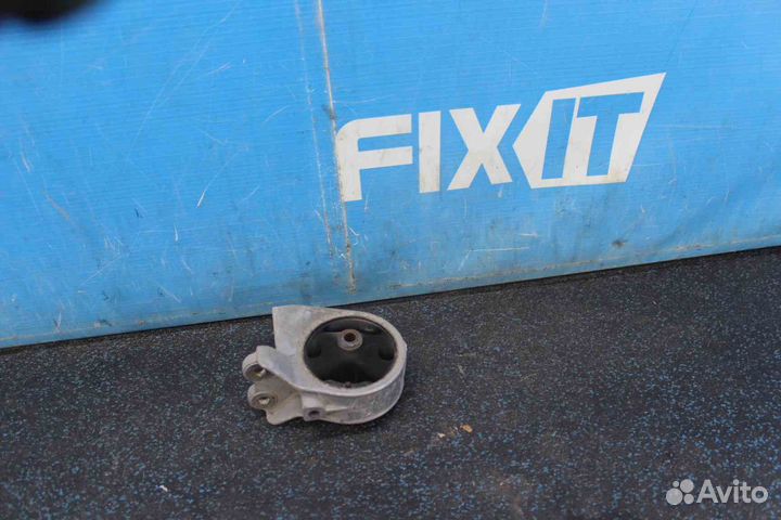 Подушка двигателя Mitsubishi Galant (Митсубиси Гал