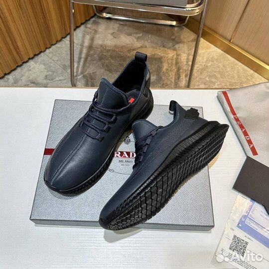 Кроссовки Prada
