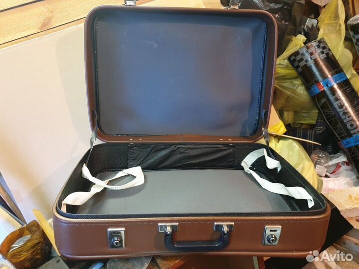 Чемоданы ретро