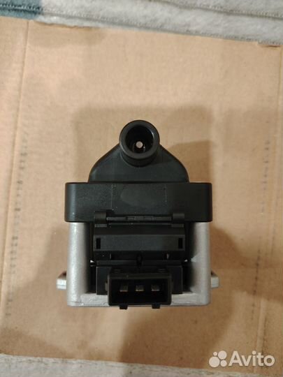 Катушка зажигания Hella Audi 80,VW Golf Passat