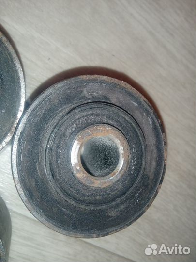 Сайлентблок переднего моста мерседес w460