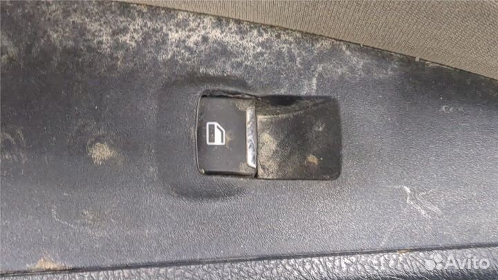 Дверная карта Ford Fusion 2017- USA, 2018