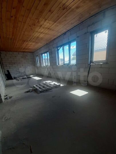 Дом 200 м² на участке 6 сот.