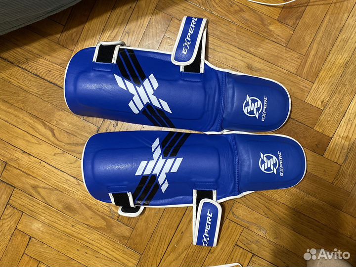 Щитки для единоборств