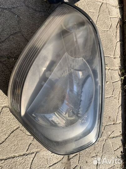 Фары на Hyundai Tucson (1 поколение)