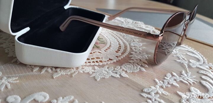 Солнцезащитные очки calvin klein