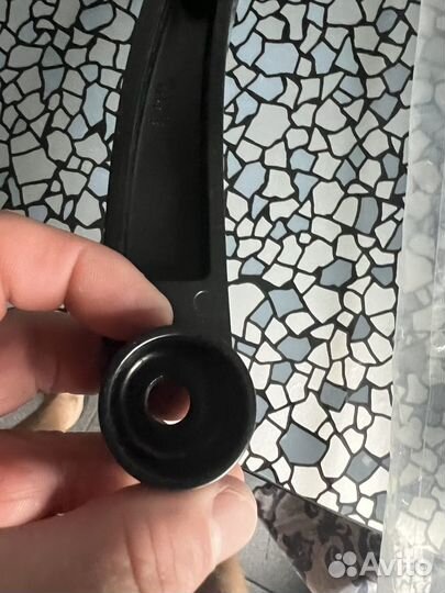 983113Z000 Поводок стеклооч. левый Hyundai I40