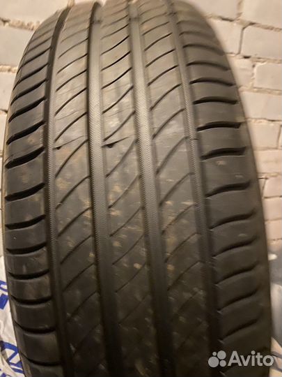 Michelin Primacy 4 215/55 R17 94V