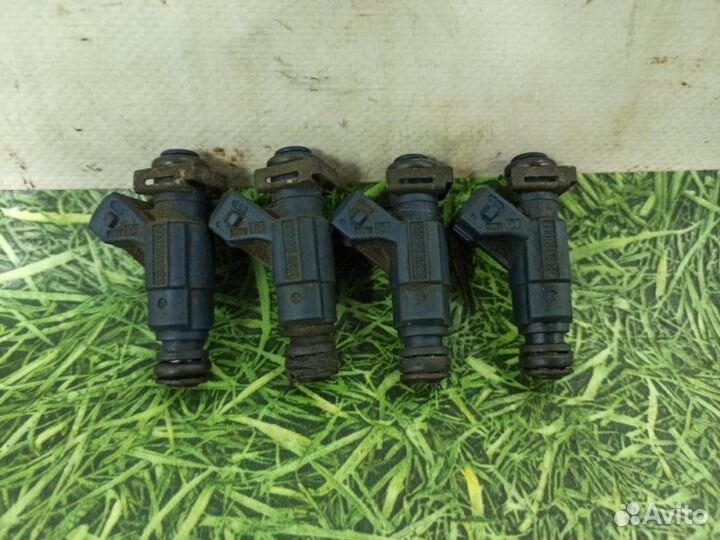 Форсунка Skoda Superb седан 1.8 AWT 2006